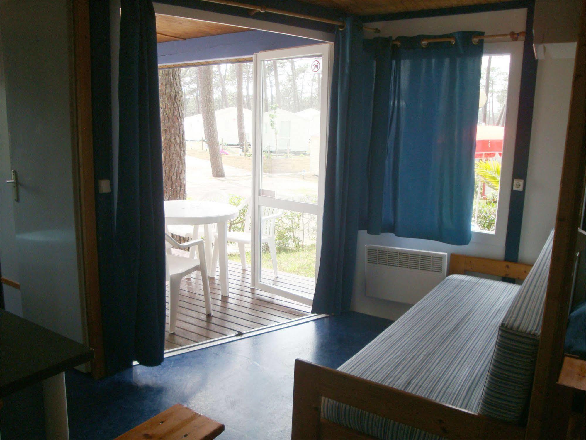 Parque De Campismo Orbitur Sao Pedro De Moel Hotell Exteriör bild