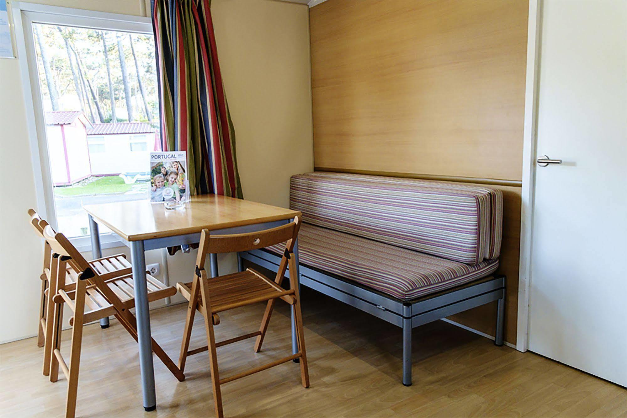 Parque De Campismo Orbitur Sao Pedro De Moel Hotell Exteriör bild